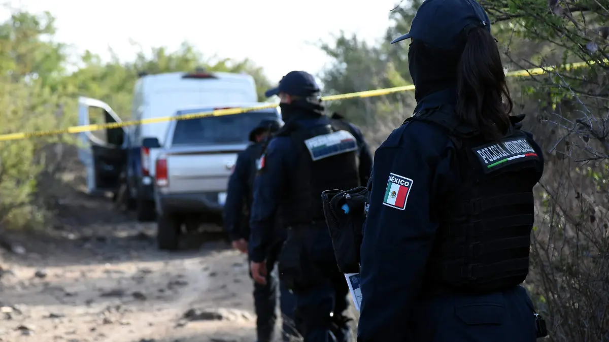 ALCALDESA NO DESPEDIRA POLICIAS. JESUS GTZ EL SOL DE IRAPUATO (1)